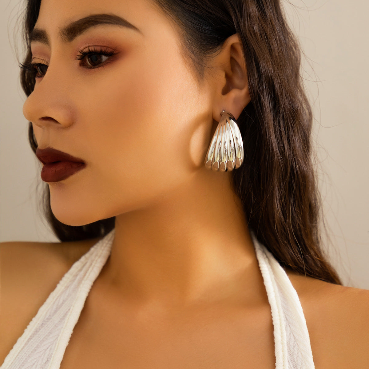 Metal shell ocean style niche earrings retro versatile cool style striped earrings for women