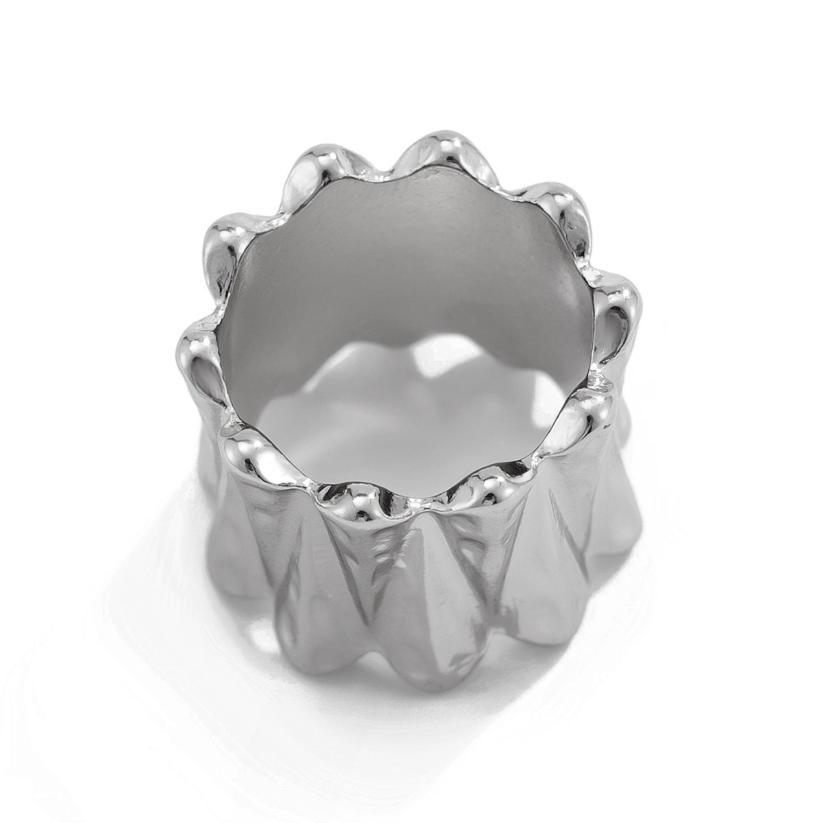 Hip hop style oversized irregular smooth twisted ring, droplet alloy pleated ring