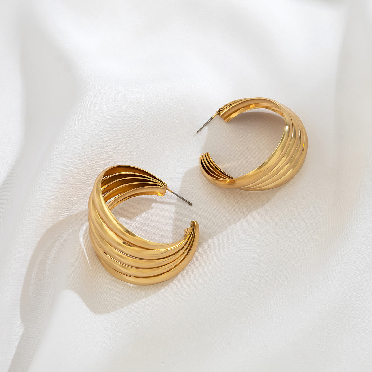 Metal shell ocean style niche earrings retro versatile cool style striped earrings for women