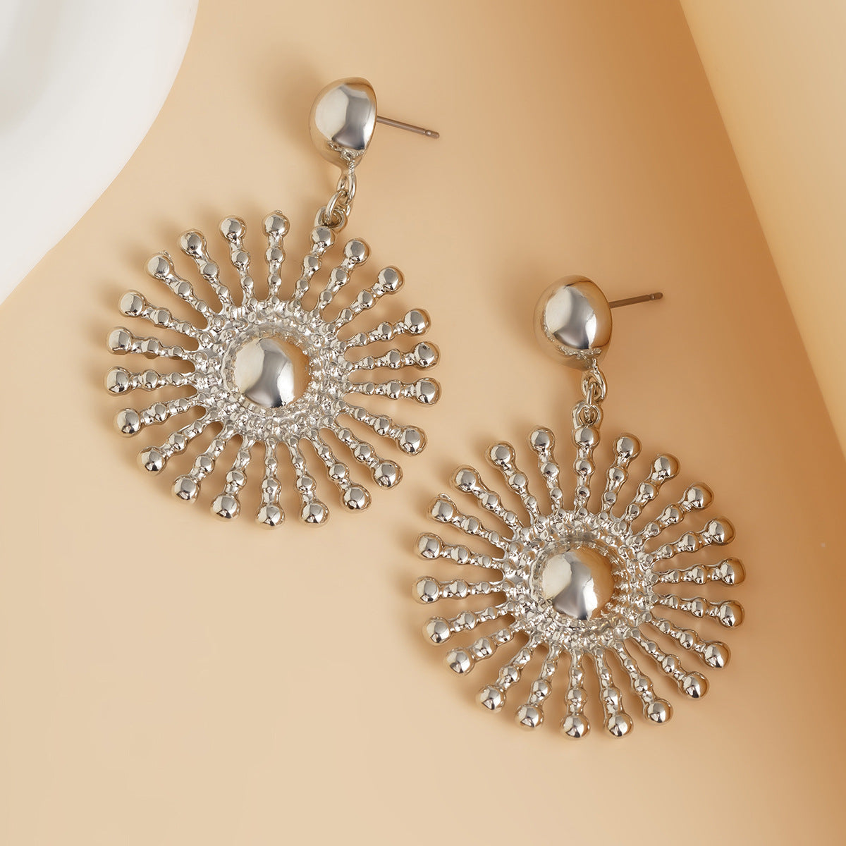 14K Ins personalized pleated hollow peach heart earrings with diverse combinations of sunflower alloy earrings