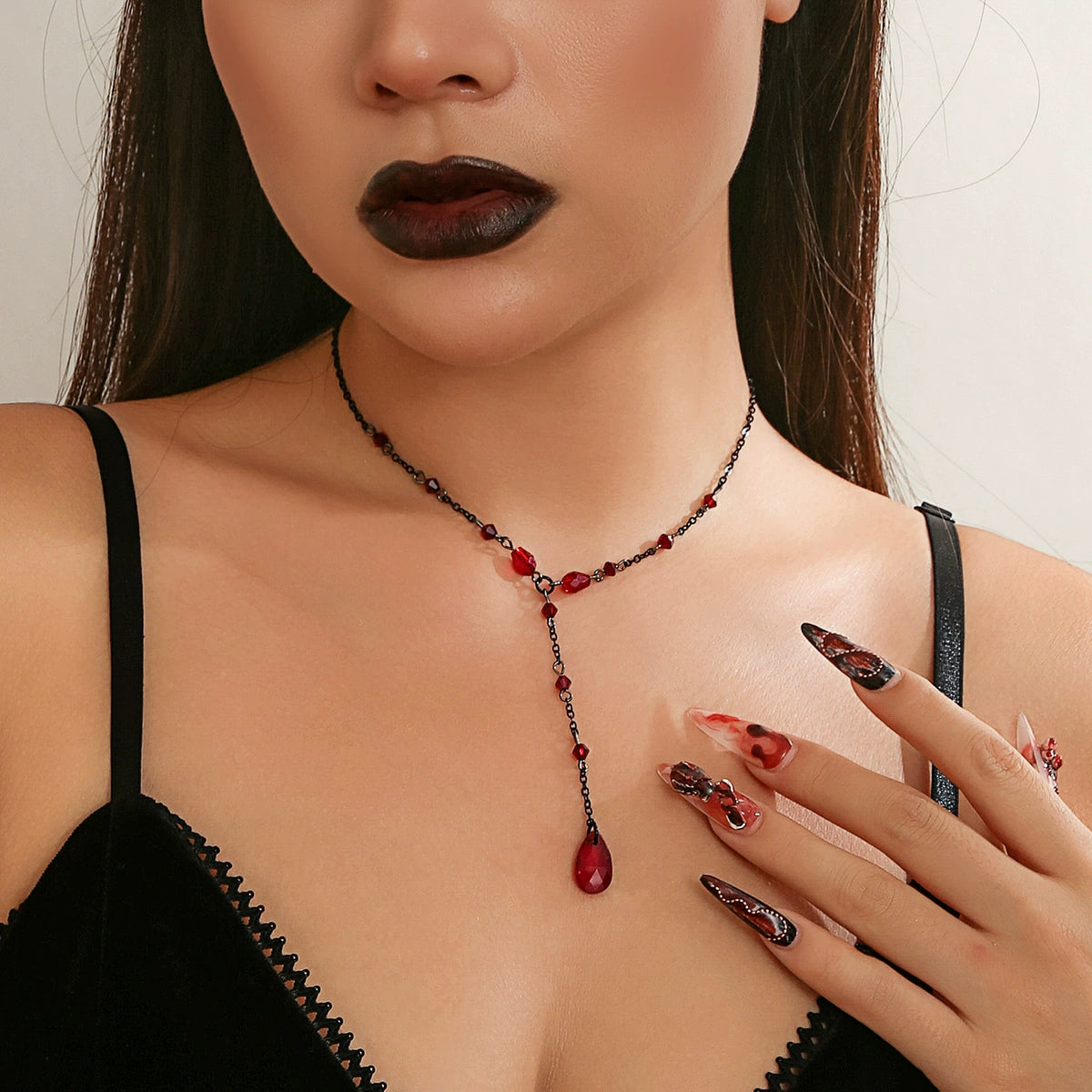 复古哥特式血滴流苏choker 仿真血水滴金属血色项圈