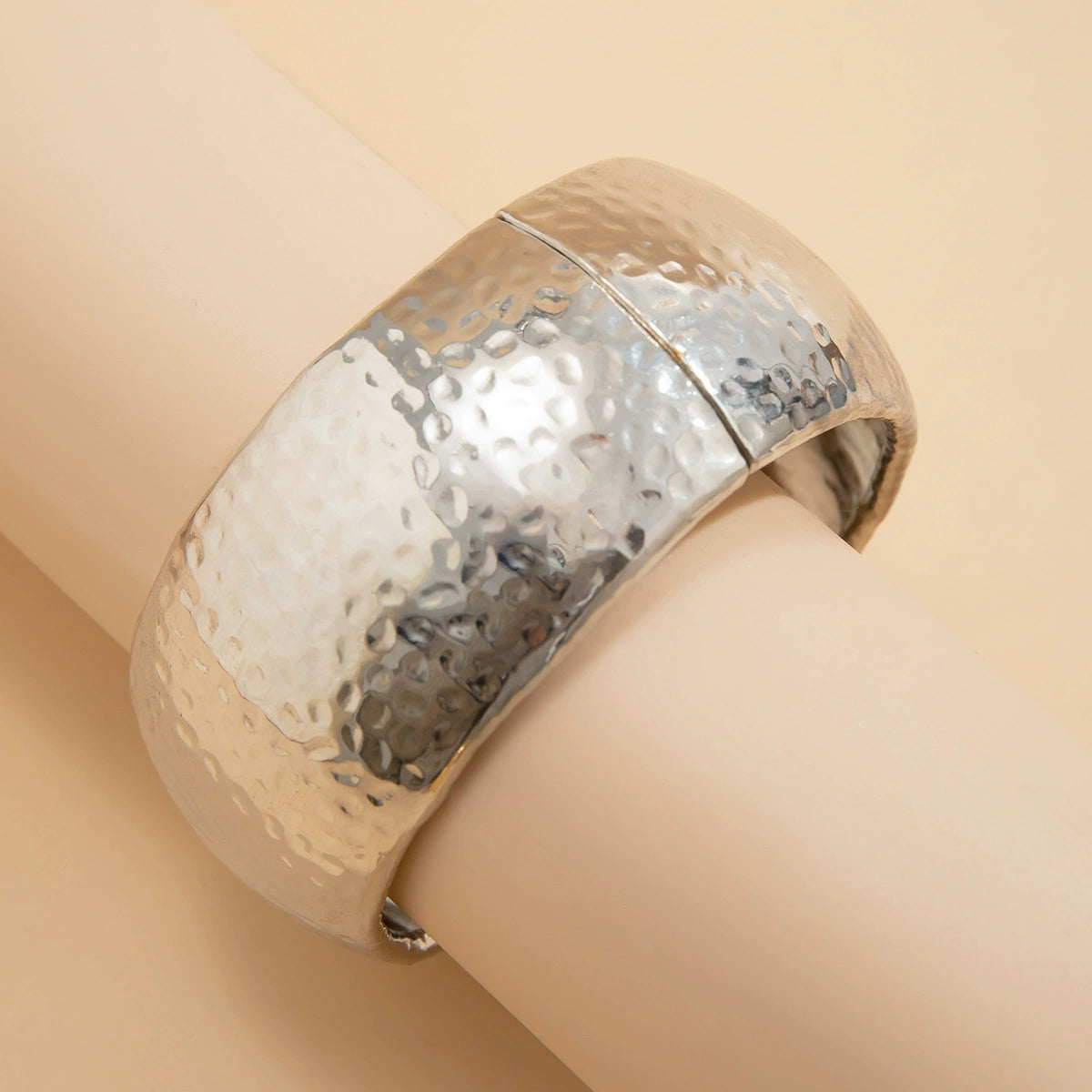 Exaggerated diamond shaped alloy geometric bracelet Bracelet, personalized and simple concave convex three in one bracelet set