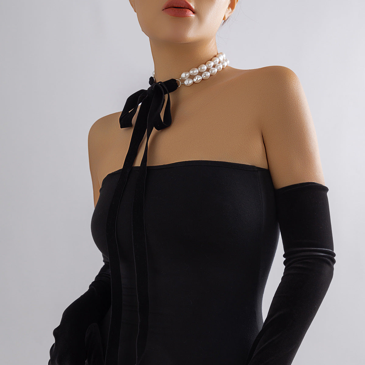 Vintage long bow collarbone chain necklace DIY lace up velvet pearl necklace for women