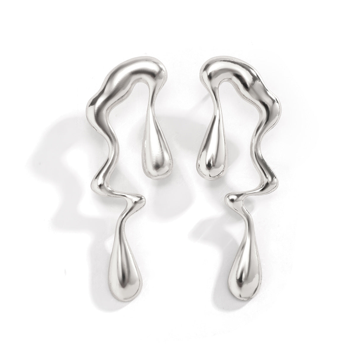 Liquid metal wind alloy water droplet earrings with a sweet and cool design, simple geometric earrings