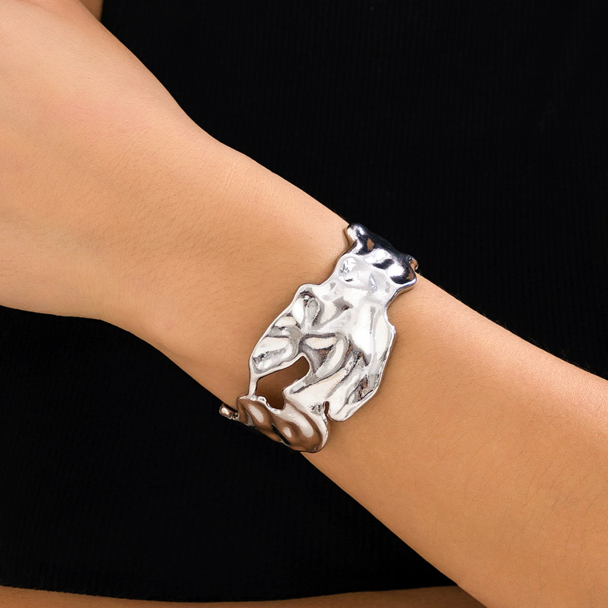 Design inspired liquid irregular lava bracelet, fashionable and niche texture, pleated and open mouth bracelet for women