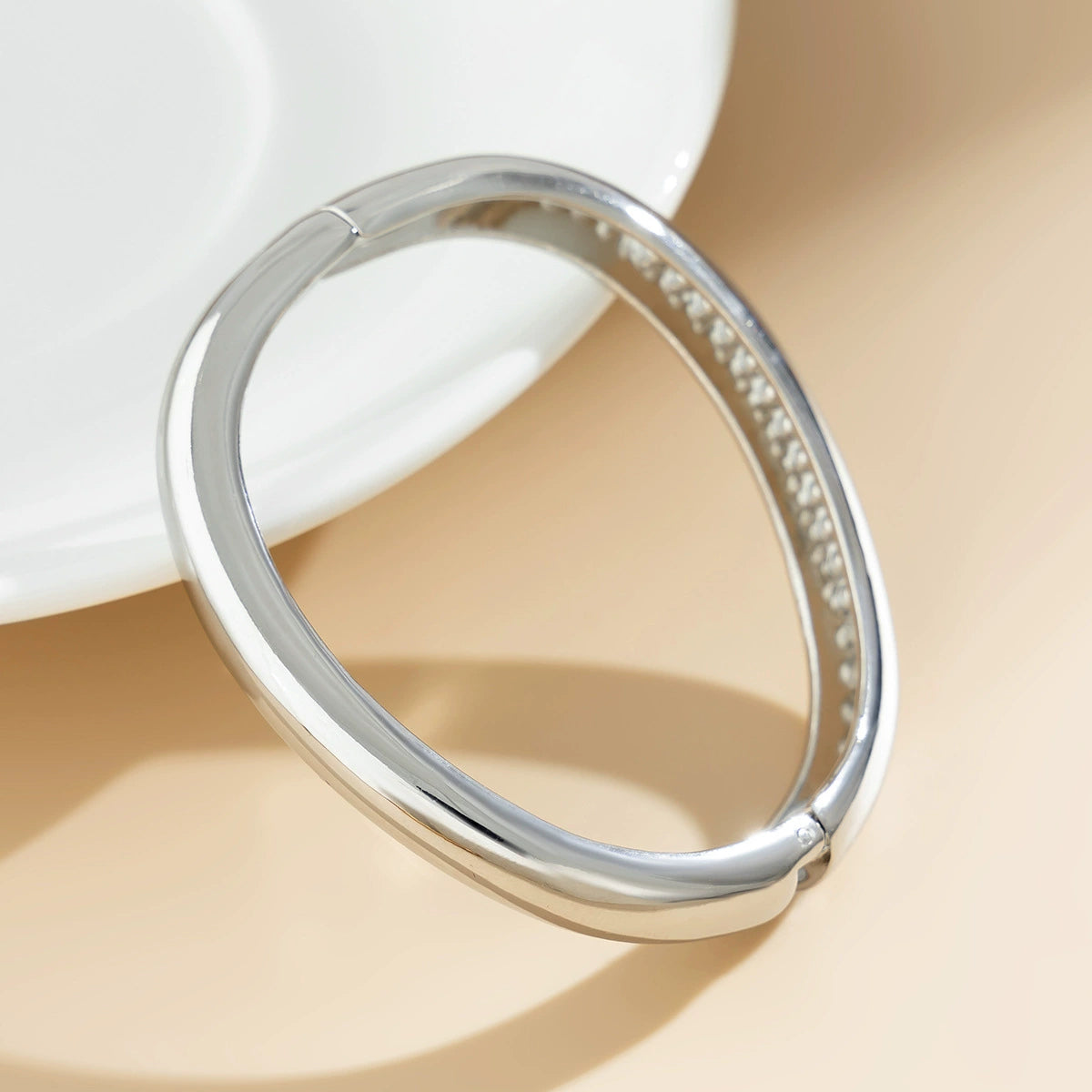 Exaggerated diamond shaped alloy geometric bracelet Bracelet, personalized and simple concave convex three in one bracelet set