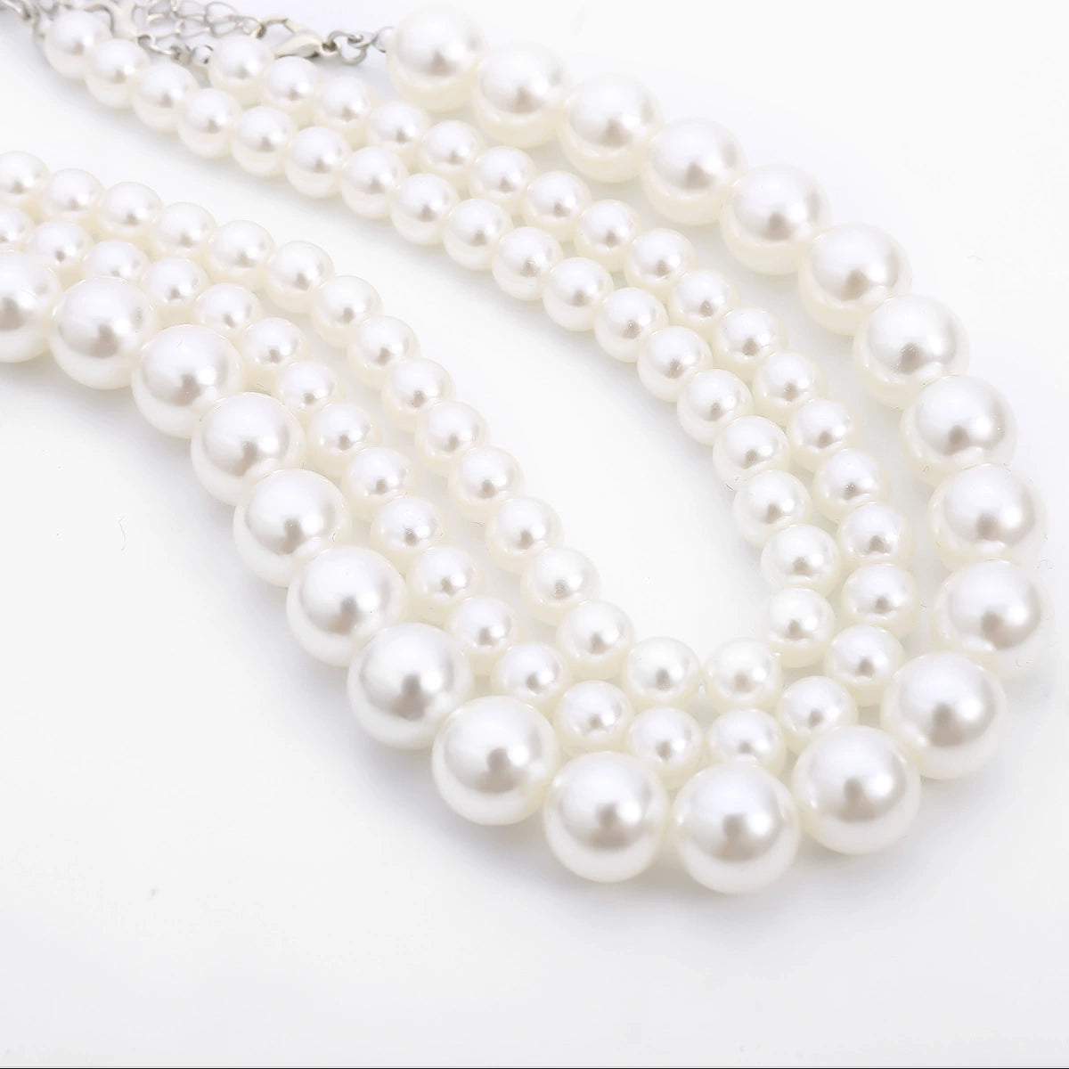 Bohemian style multi-layered necklaces, popular street photography, pearl necklaces