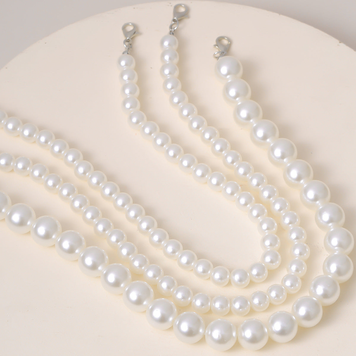 Bohemian style multi-layered necklaces, popular street photography, pearl necklaces