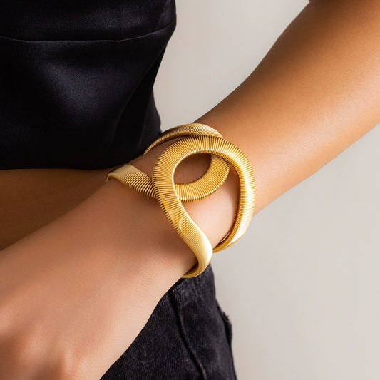 Fashionable and exaggerated metal adjustable opening bracelet with wide edge punk design, handmade accessory