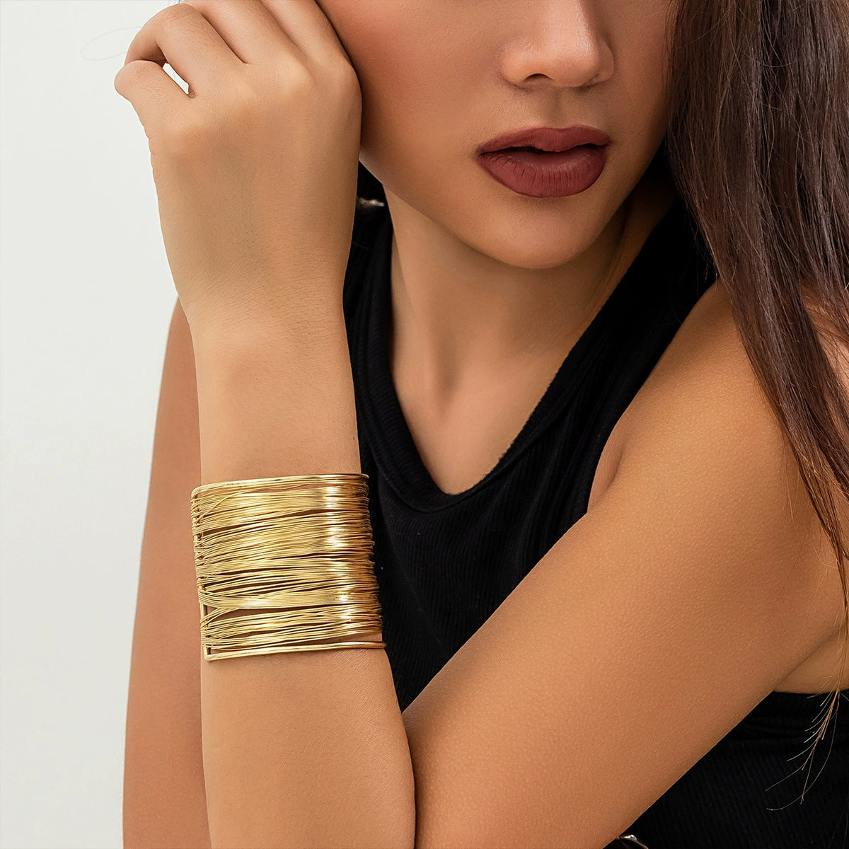 Metallic brushed open women's electroplated bracelet with personalized sweet and cool style, simple bracelet