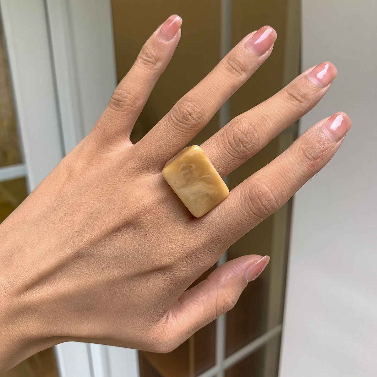 Creative Geometric Colored Square Wide Edge Ring, Simple and Fashionable Colored cute Resin Solid Ring