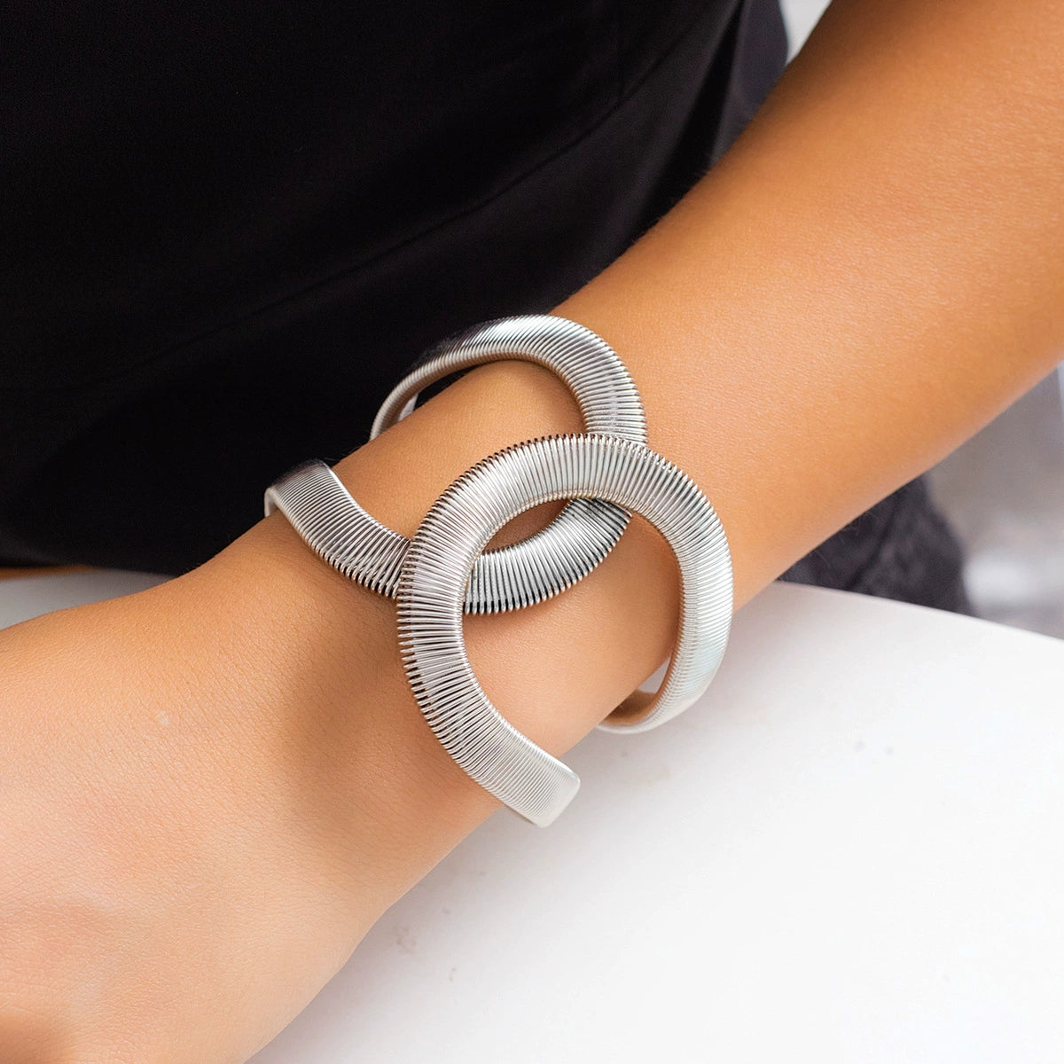 Fashionable and exaggerated metal adjustable opening bracelet with wide edge punk design, handmade accessory