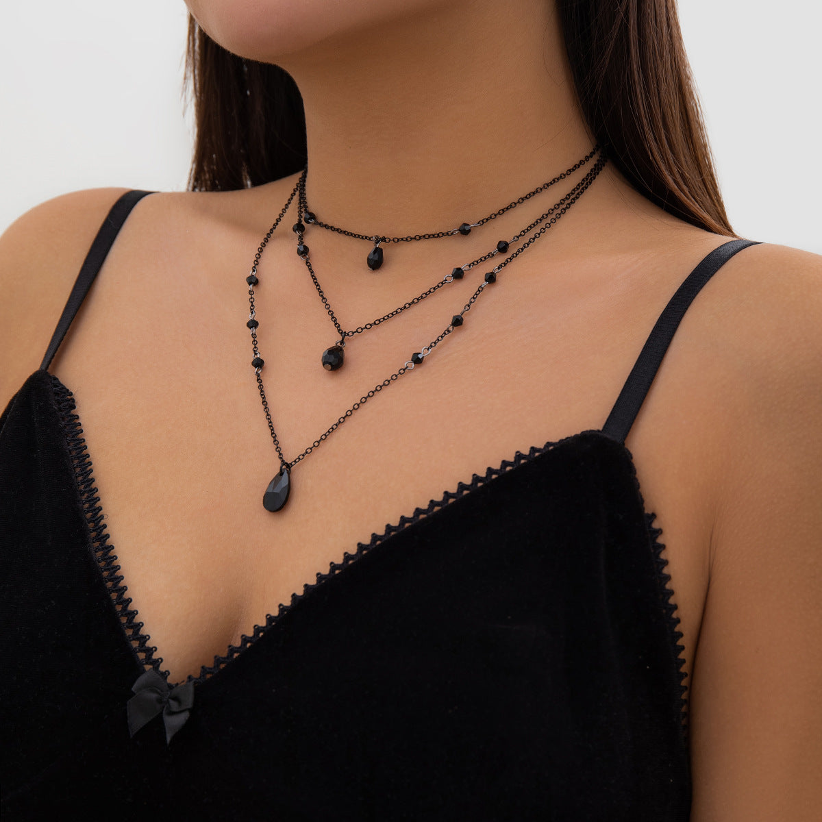 Retro Gothic Blood Drop Tassel Choker Simulation Blood Drop Metal Crimson Collar