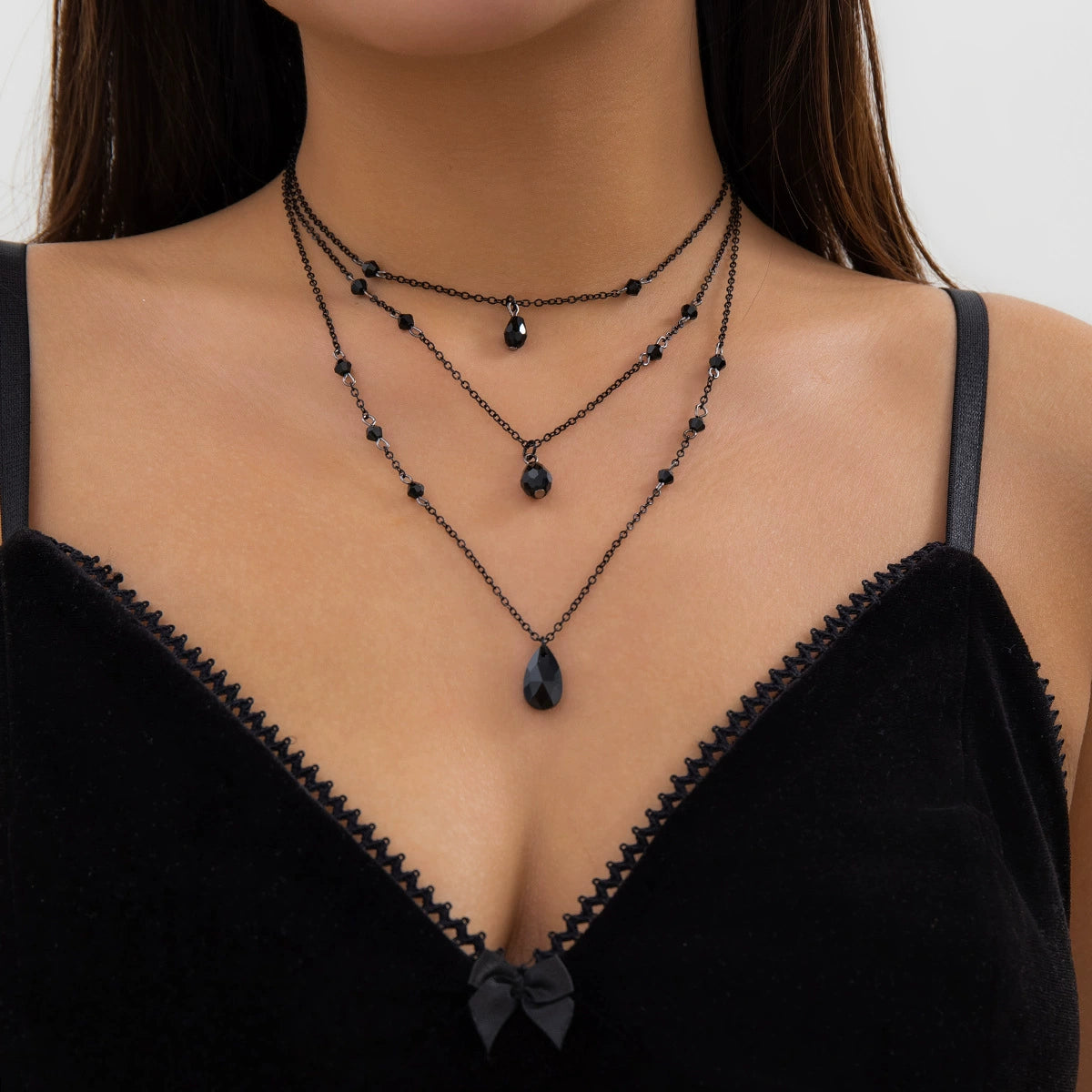 Retro Gothic Blood Drop Tassel Choker Simulation Blood Drop Metal Crimson Collar