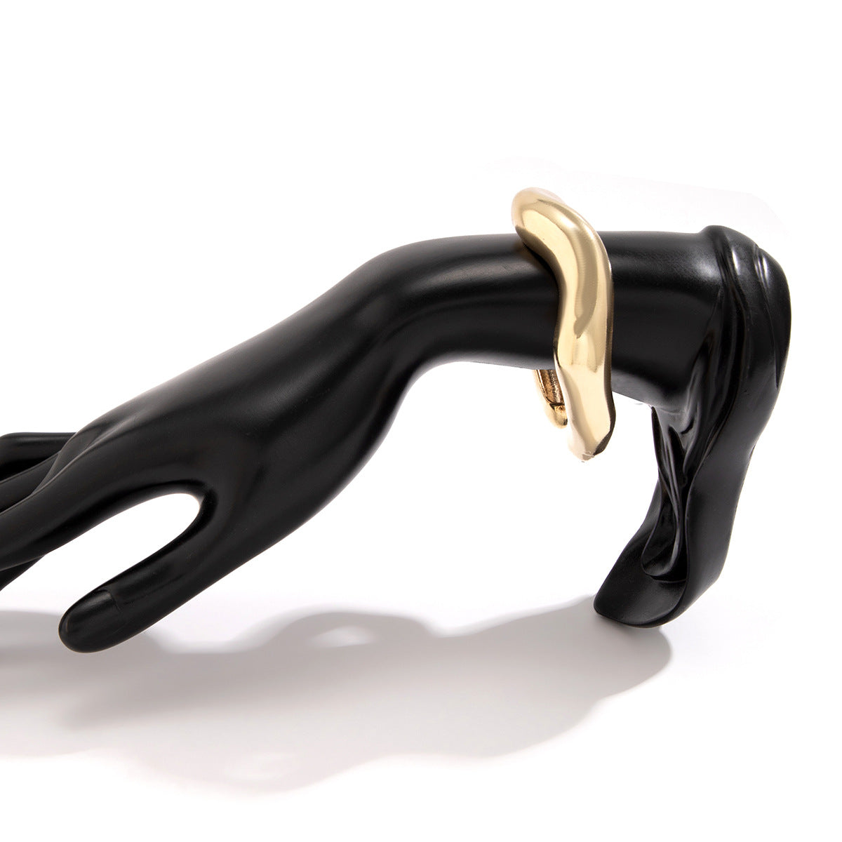 Design inspired liquid irregular lava bracelet, fashionable and niche texture, pleated and open mouth bracelet for women