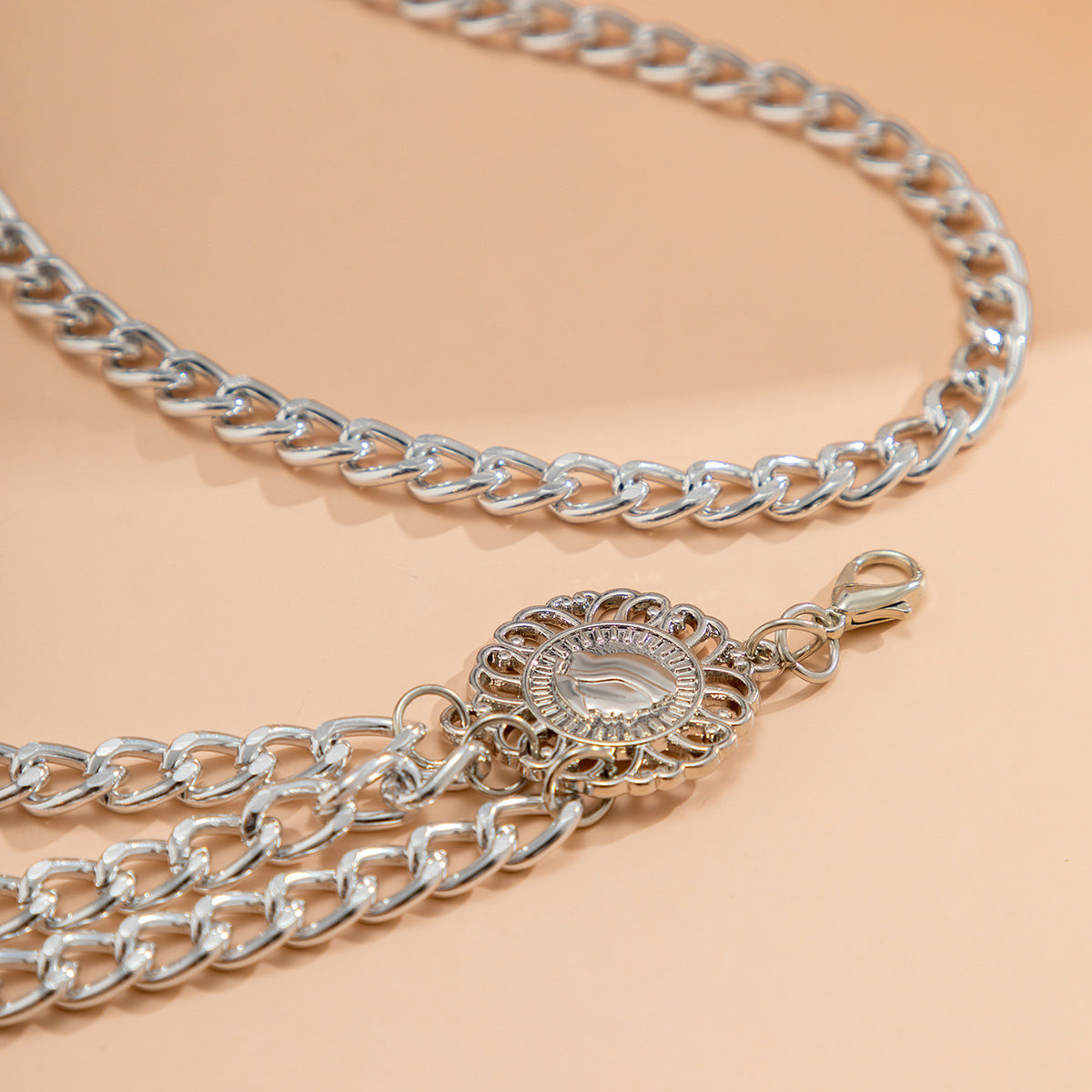Alloy multi-layer exaggerated body chain, female queen portrait, retro street photoshoot, waist chain