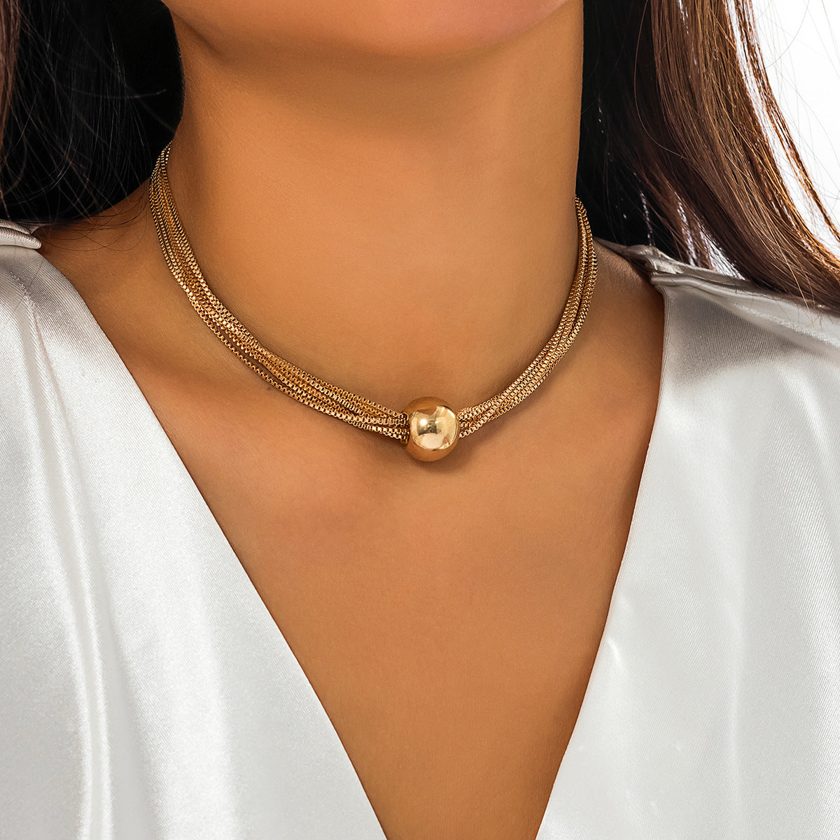 Multi-layered chain stacking necklace simple niche geometric ball statement necklace choker