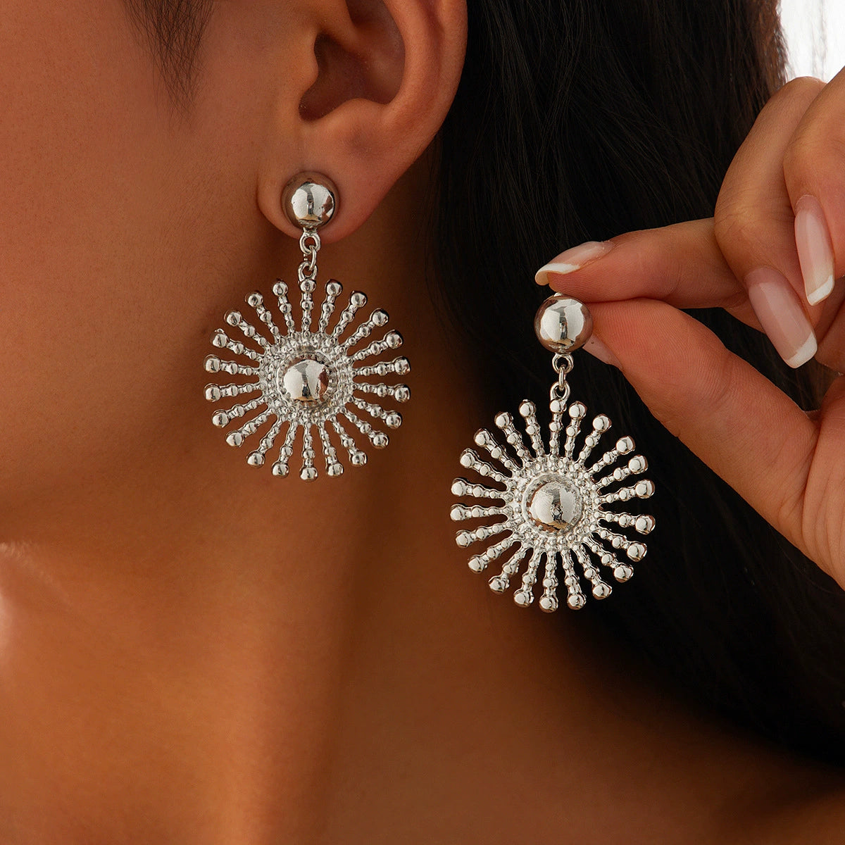 14K Ins personalized pleated hollow peach heart earrings with diverse combinations of sunflower alloy earrings