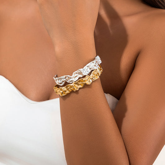 Design inspired liquid irregular lava bracelet, fashionable and niche texture, pleated and open mouth bracelet for women
