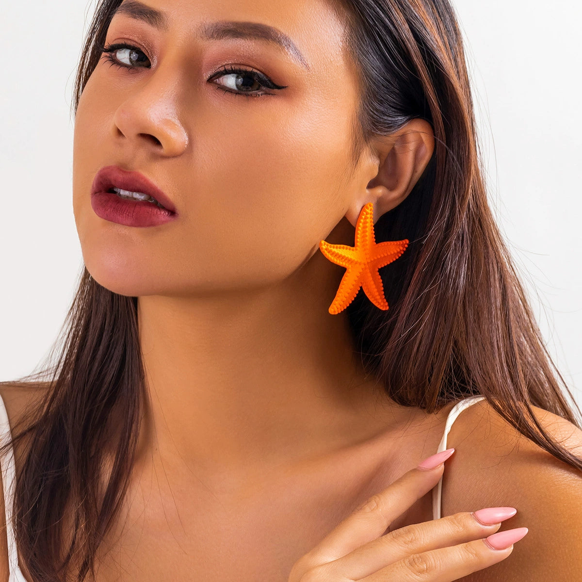 Minimalist and exaggerated earrings with female personality, three-dimensional sea beach vacation earrings