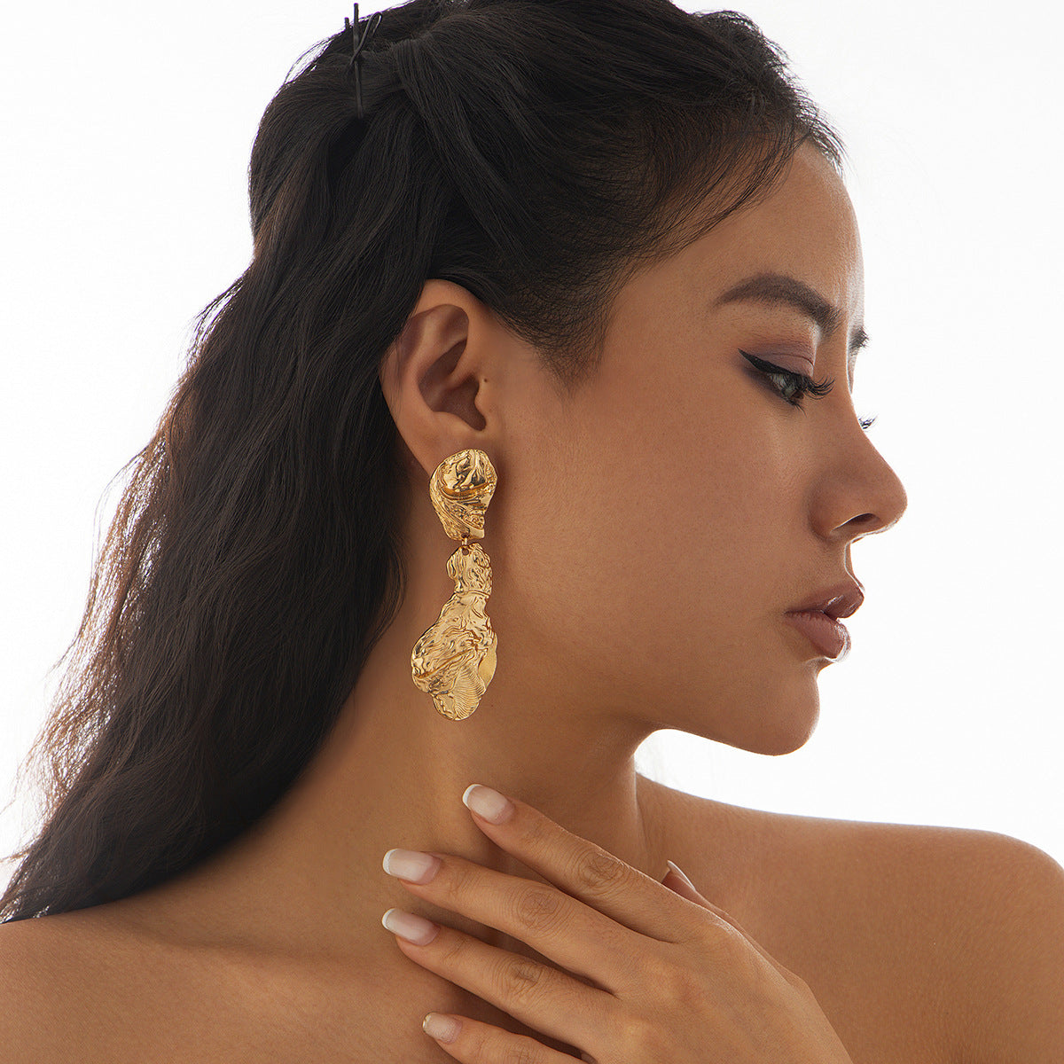 Ins personalized pleated hollow peach heart earrings with diverse combinations of sunflower alloy earrings