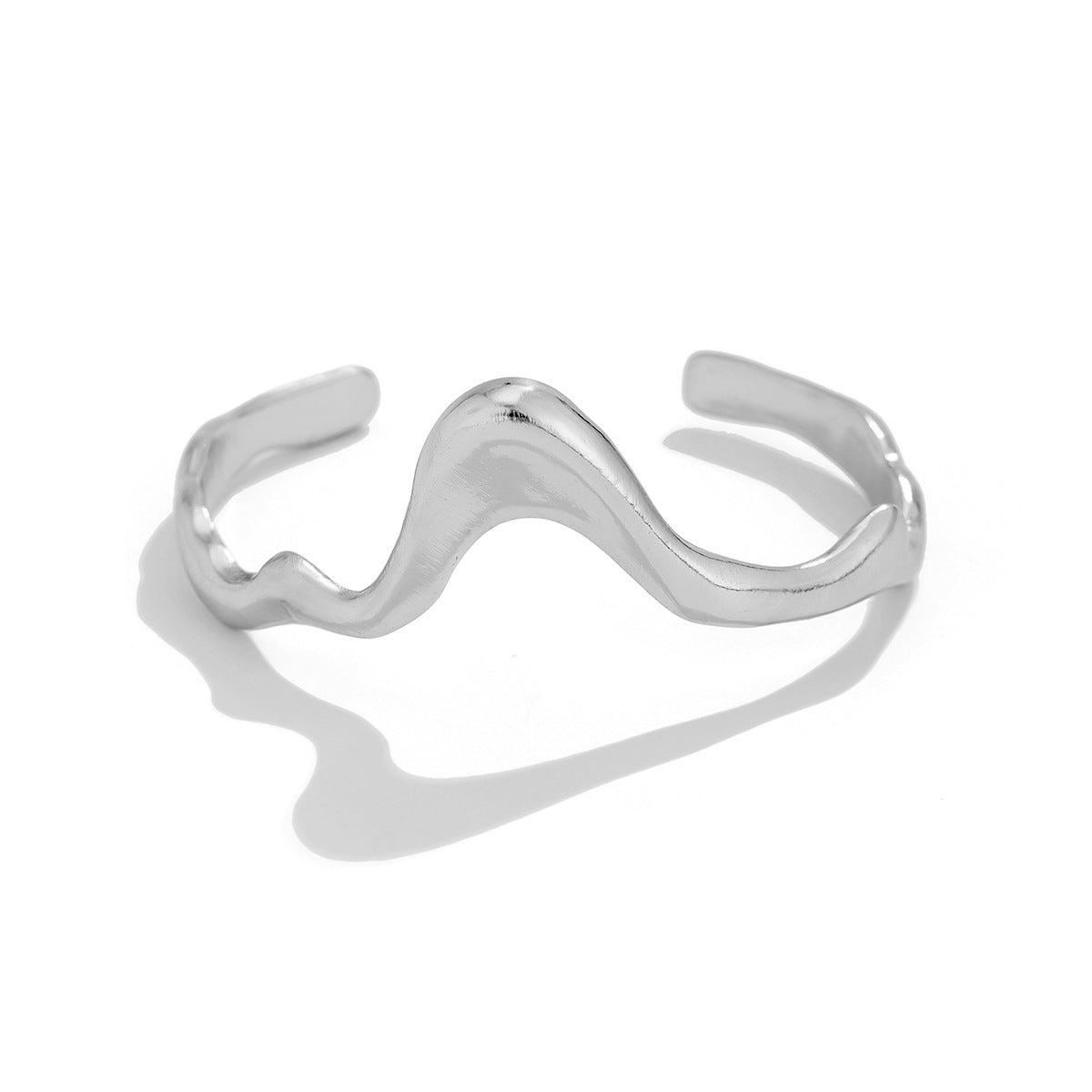 Liquid lava metal texture collar for female , cool and cool style, geometric twist design bracelet
