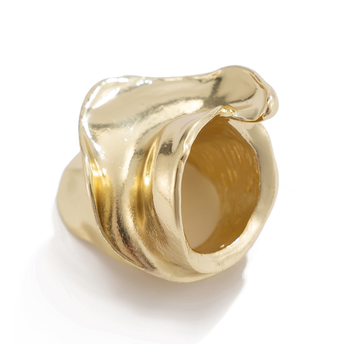 Hip hop style oversized irregular smooth twisted ring, droplet alloy pleated ring