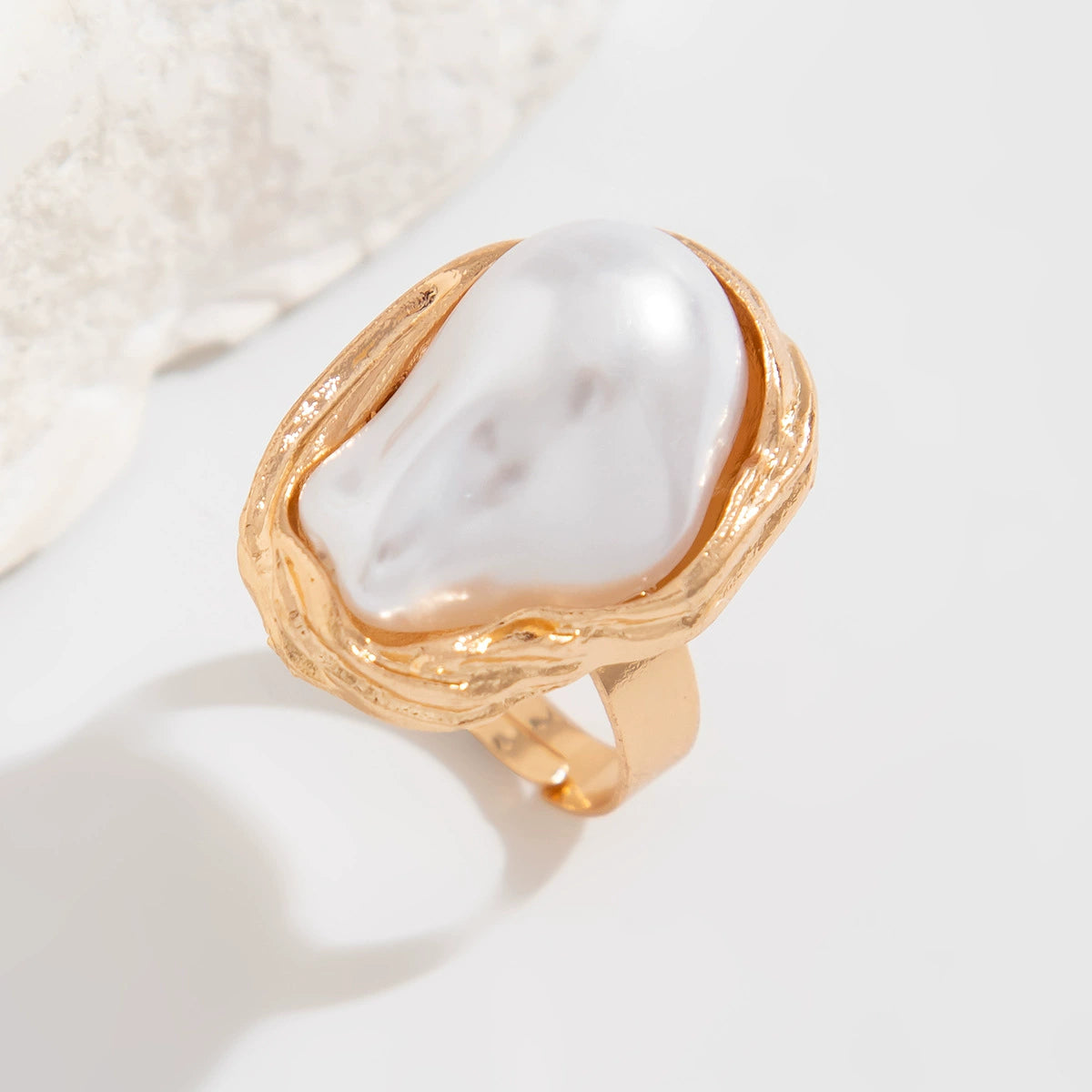 14K Gold Baroque Pearl Ring for Women – Unique Irregular adjustable Natural Pearl Statement Jewelry with Textured Band, Elegant Dainty Stackable Ring