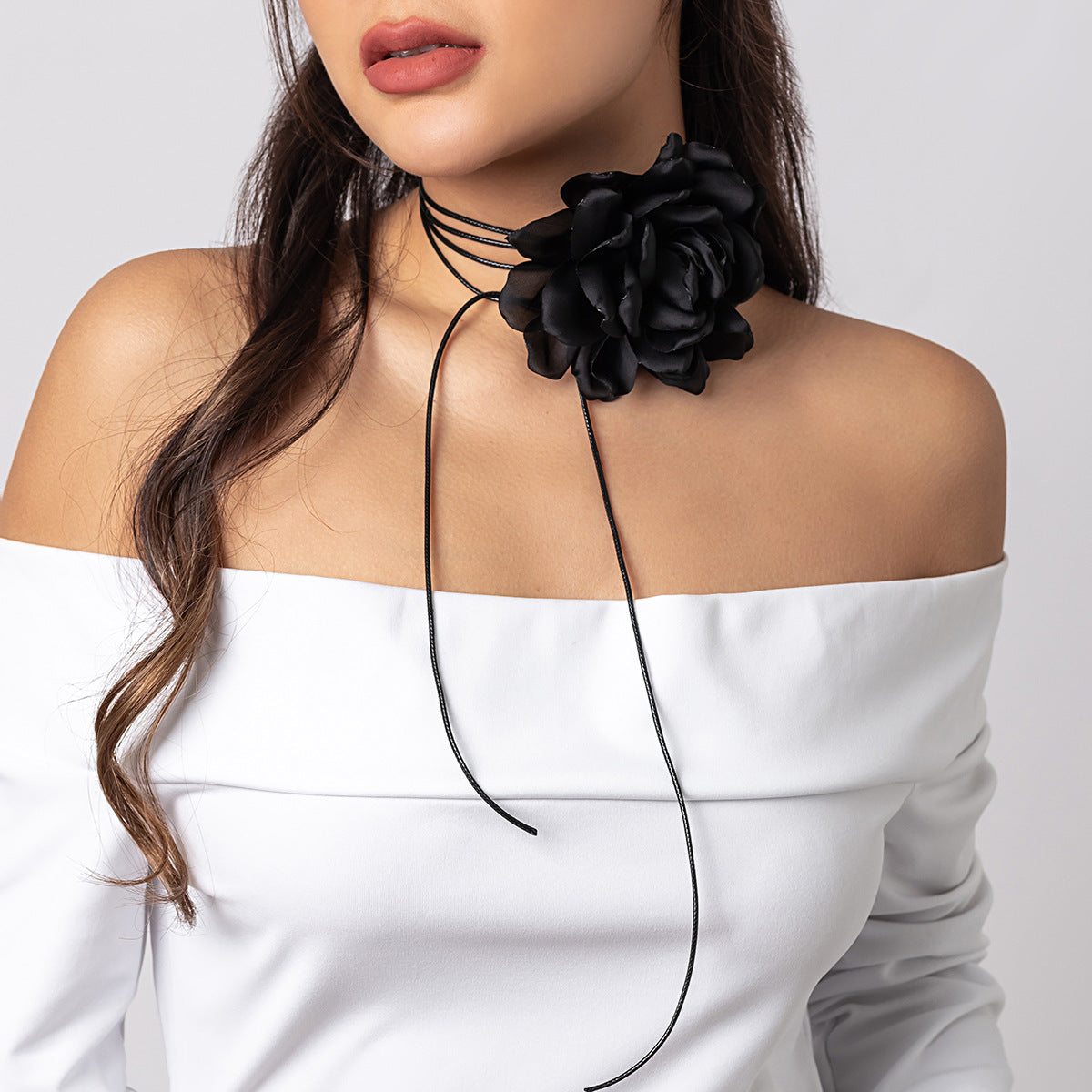 Retro Pulling Choker Fabric Flower Collar Simple Wax Thread Ribbon Tassel Necklace (Style 5708)