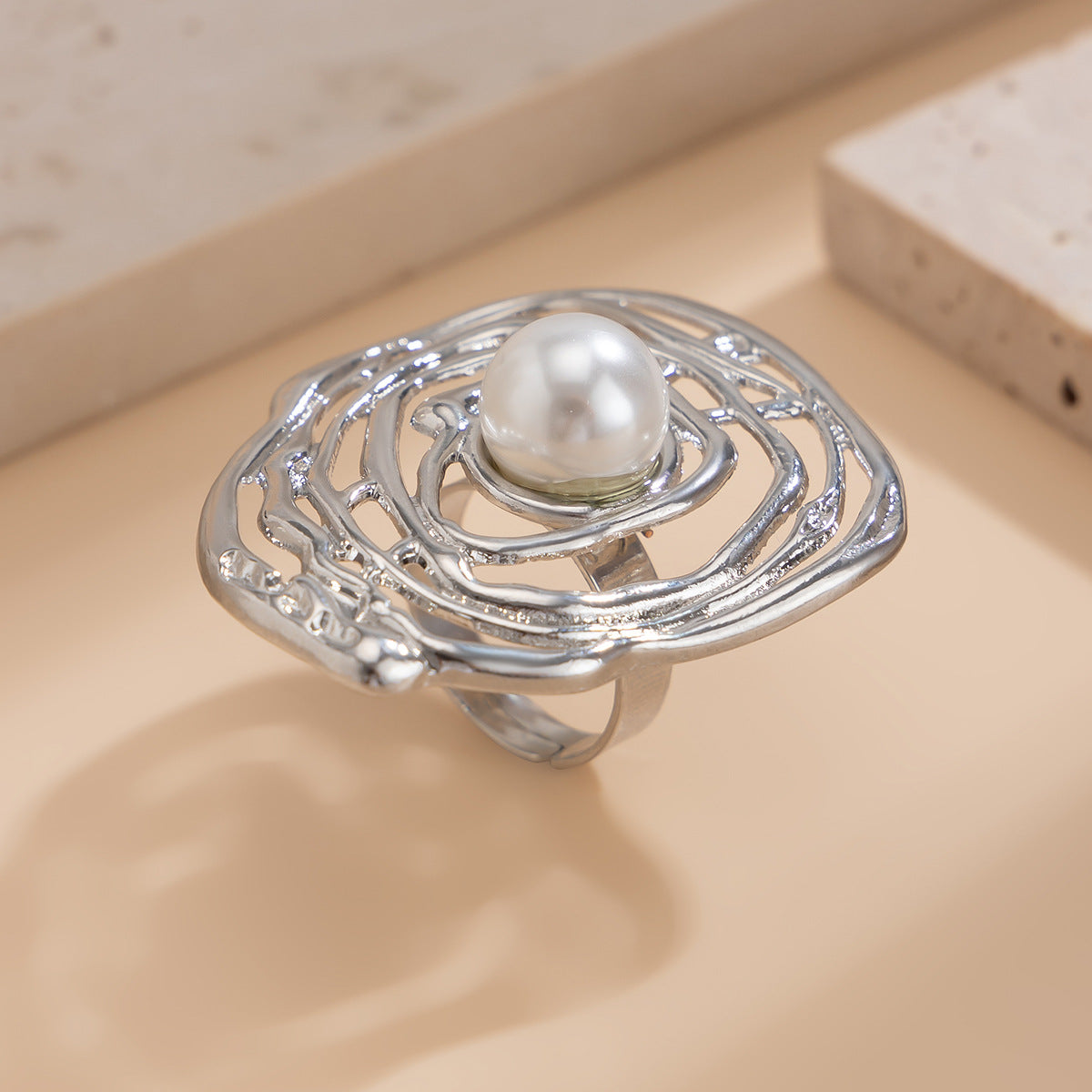 Irregular hollow winding imitation pearl ring ins style niche alloy open ring Product Category: Ring（0762）
