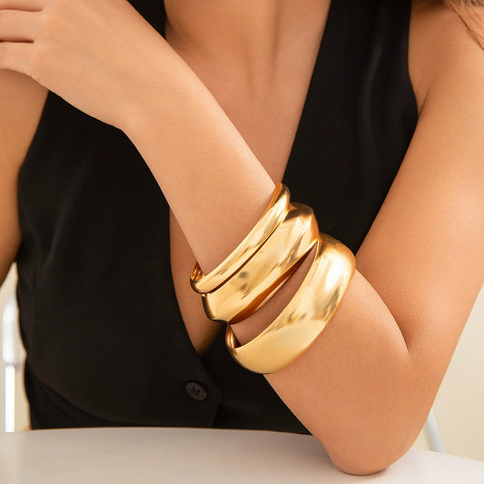 Circular Fashion Closed Loop Bracelet Chain Wide Multi Layer Simple Bracelet Set