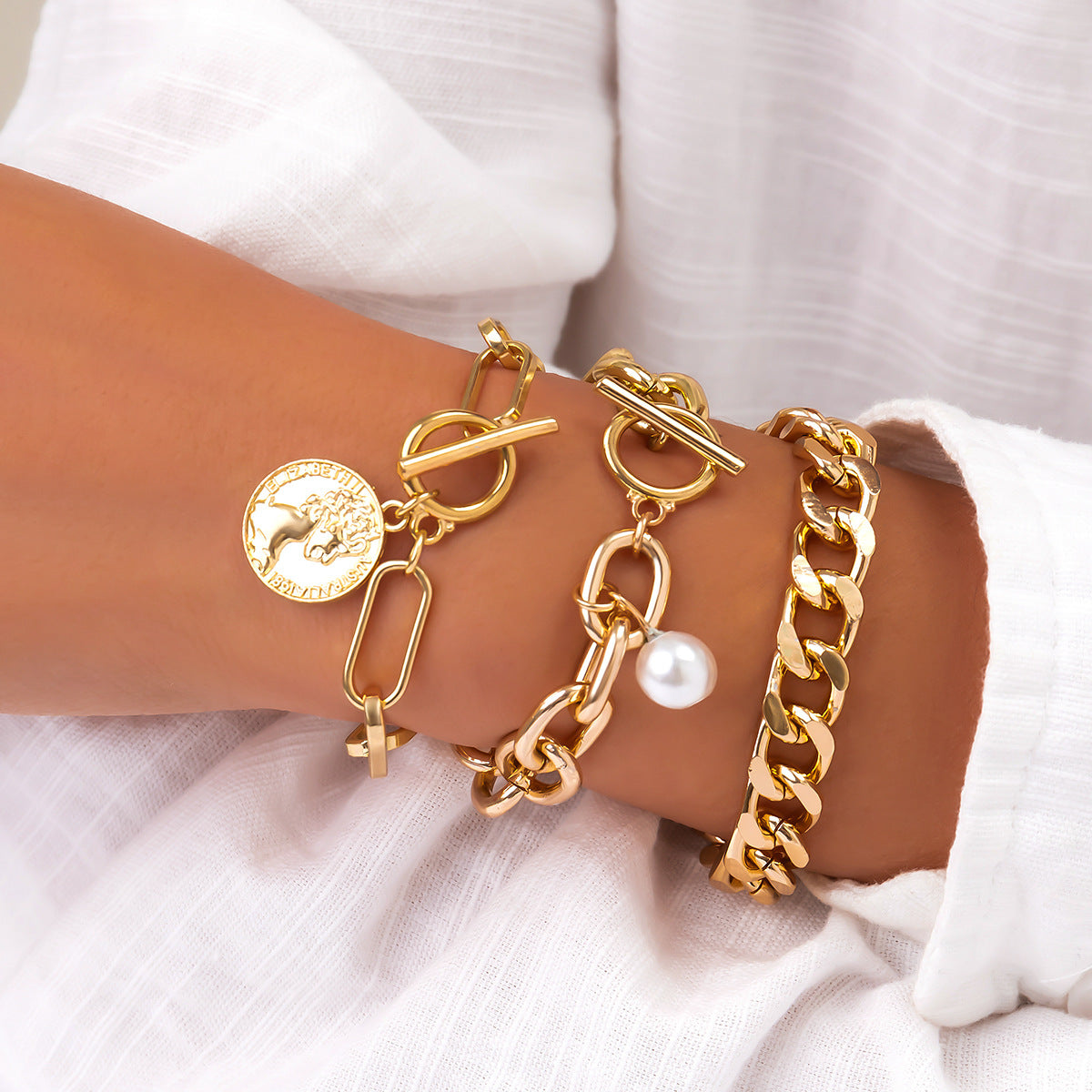 Exaggerated pearl temperament  versatile collarbone adjustable chain multi-layer bead Bracelet set for women