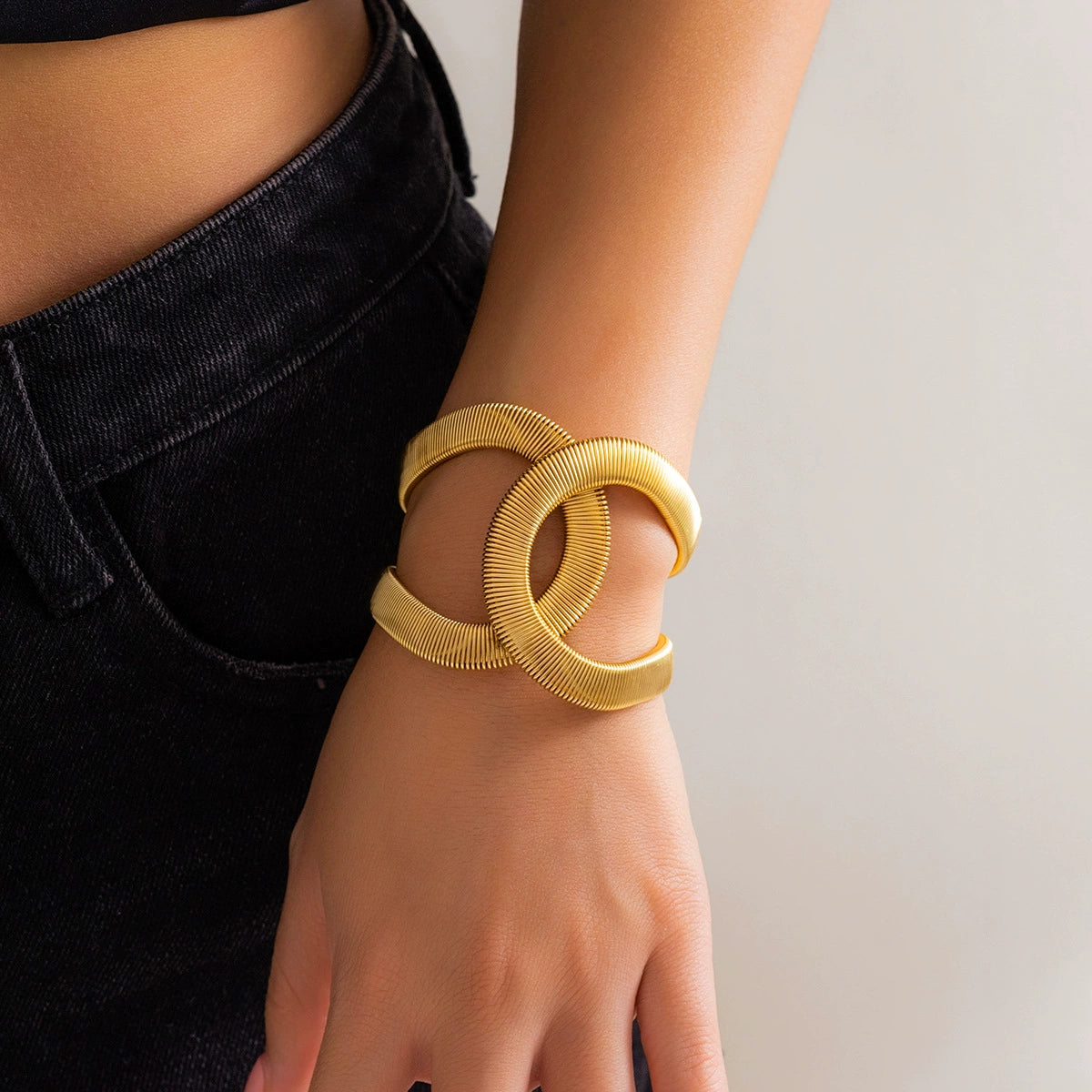 Fashionable and exaggerated metal adjustable opening bracelet with wide edge punk design, handmade accessory
