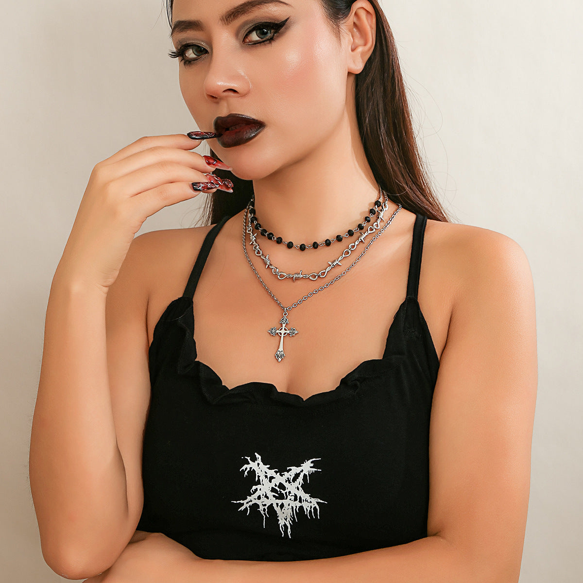 Hip hop necklace, cross pendant, dark collarbone chain, gothic style, sweet and cool necklace, niche