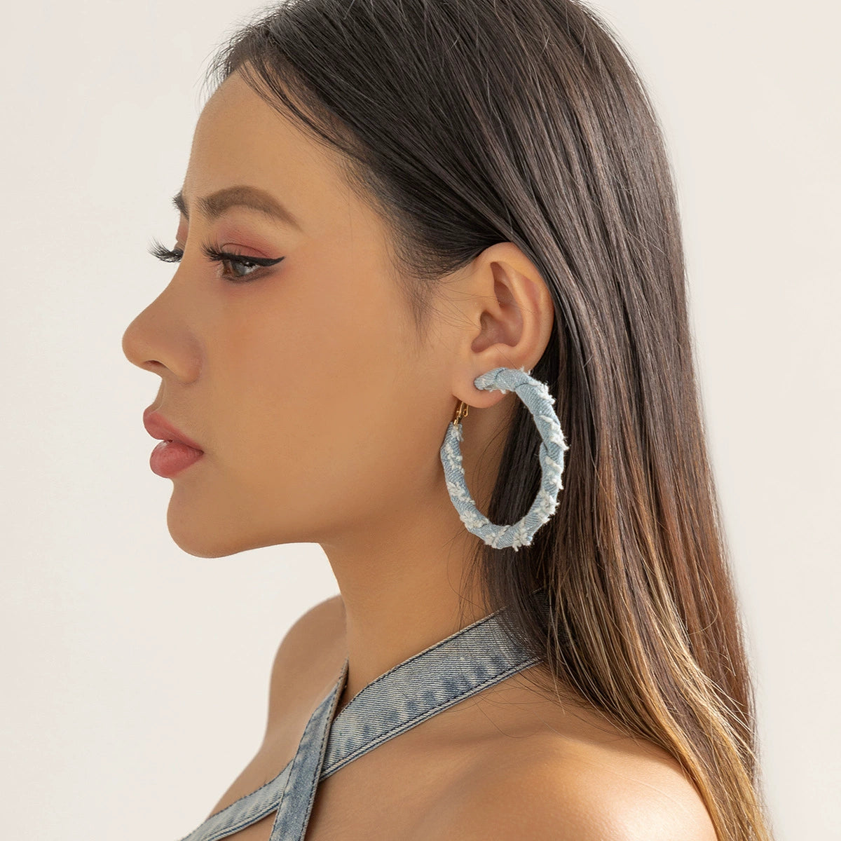 Small and niche design, sweet and cool geometric ring earrings, French temperament, simple denim earrings