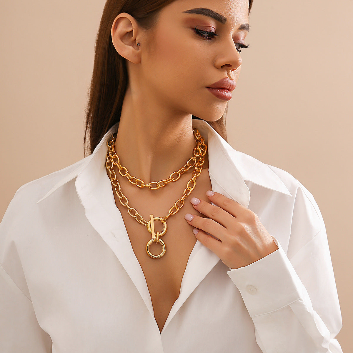 Trendy and personalized aluminum double layer chain multi-layer necklace, fashionable geometric metal buckle, collarbone necklace, women's accessories