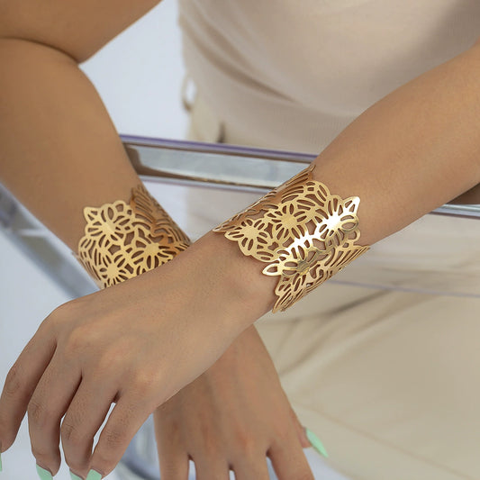 Exaggerated diamond alloy geometric bracelet Bracelet, personalized and simple concave convex Bracelet