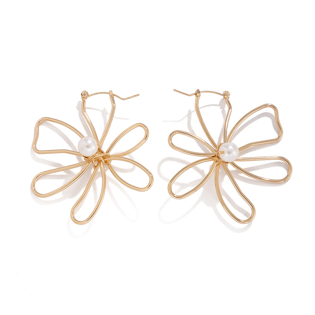 Exaggerated Waterdrop Flower Punk Metal Earrings for Women, Sun, Niche Water Diamond Earrings
