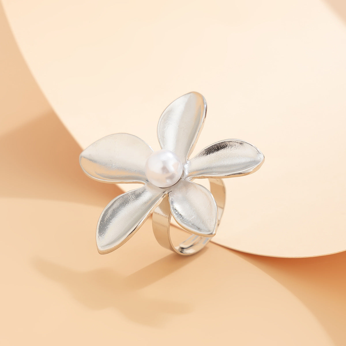 Simple Irregular Water Drop Open Ring Fashion Texture Flower Pearl Ring