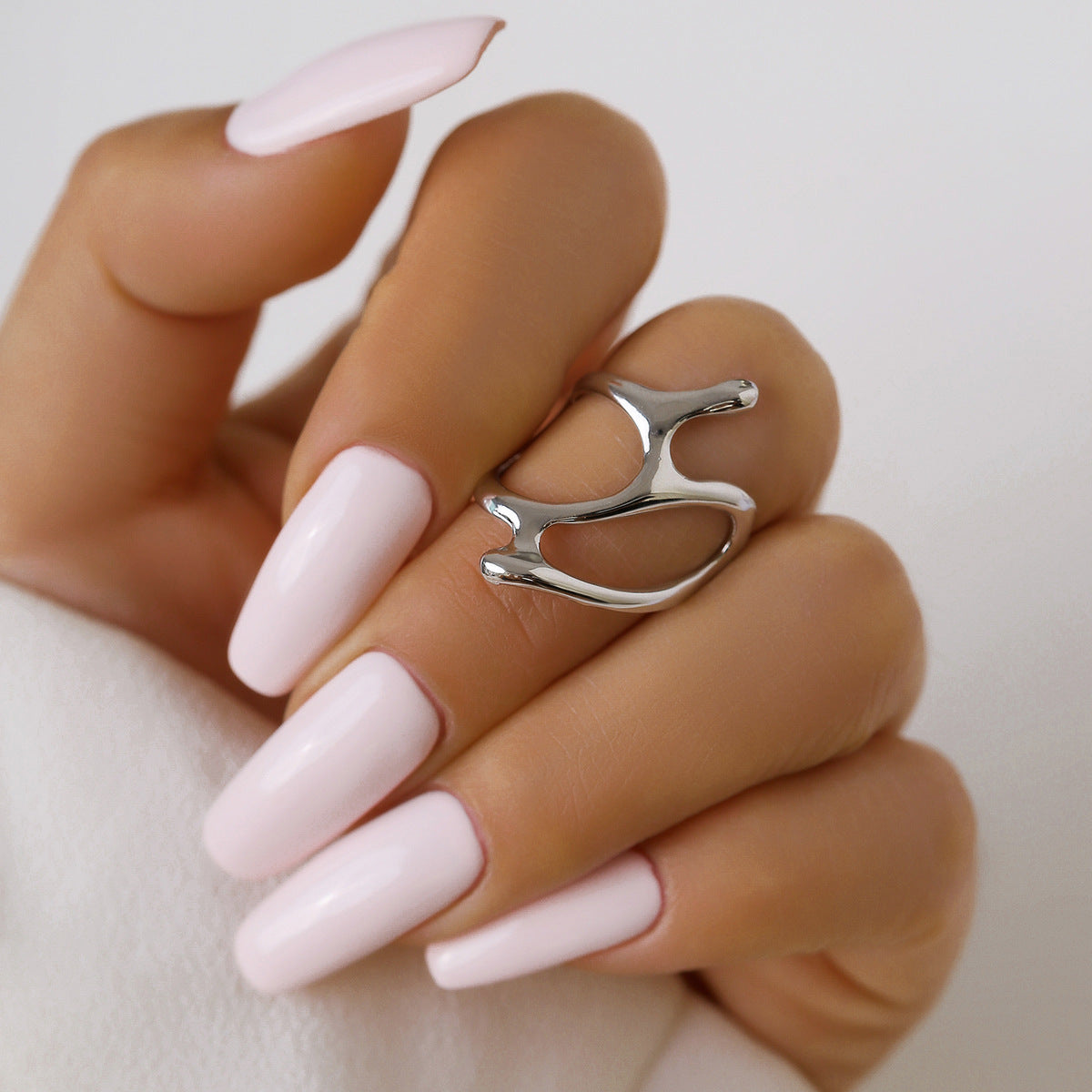 Hip hop minimalist hugging metal ring personality futuristic style geometric opening wholesale ring for women