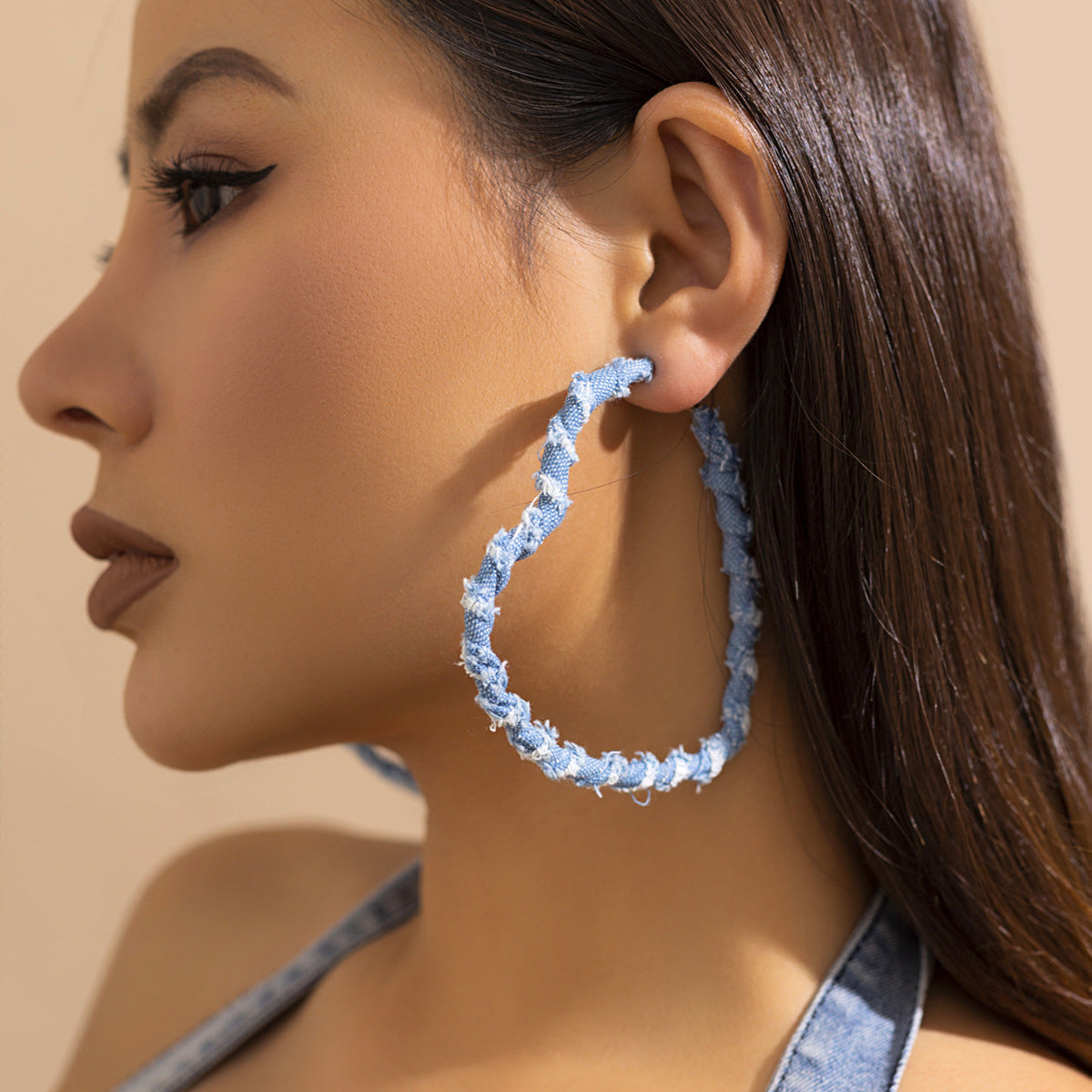 Small and niche design, sweet and cool geometric  denim ring earrings, French temperament, simple denim earrings