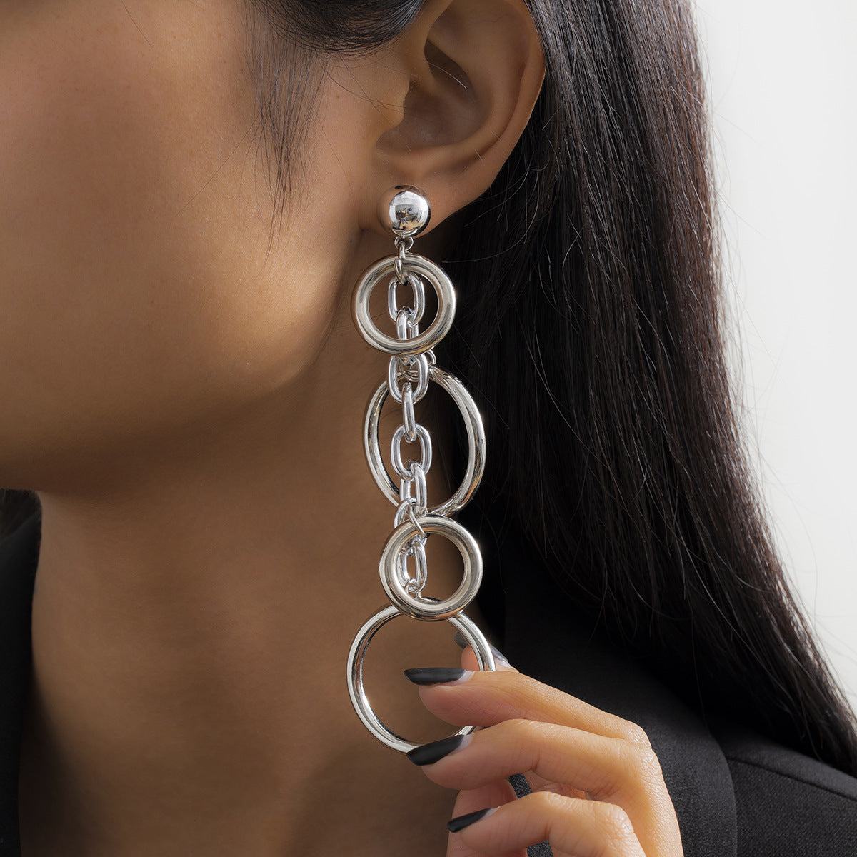 Minimally designed long circular tassel earrings with punk metal chain hollow earrings for women's cross-border European and American jewelry