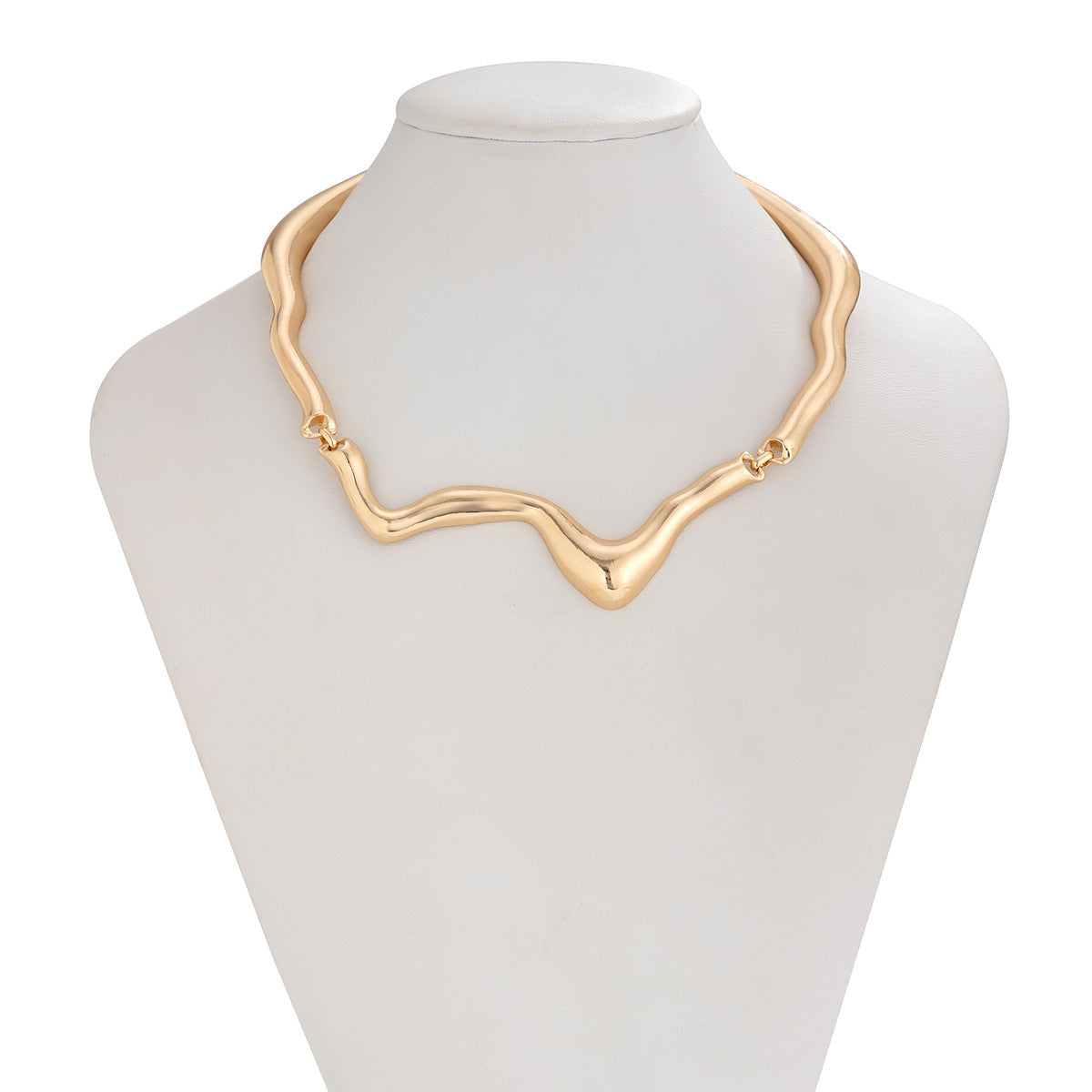 Liquid lava metal texture collar for female choker, cool and cool style, geometric twist design, necklace