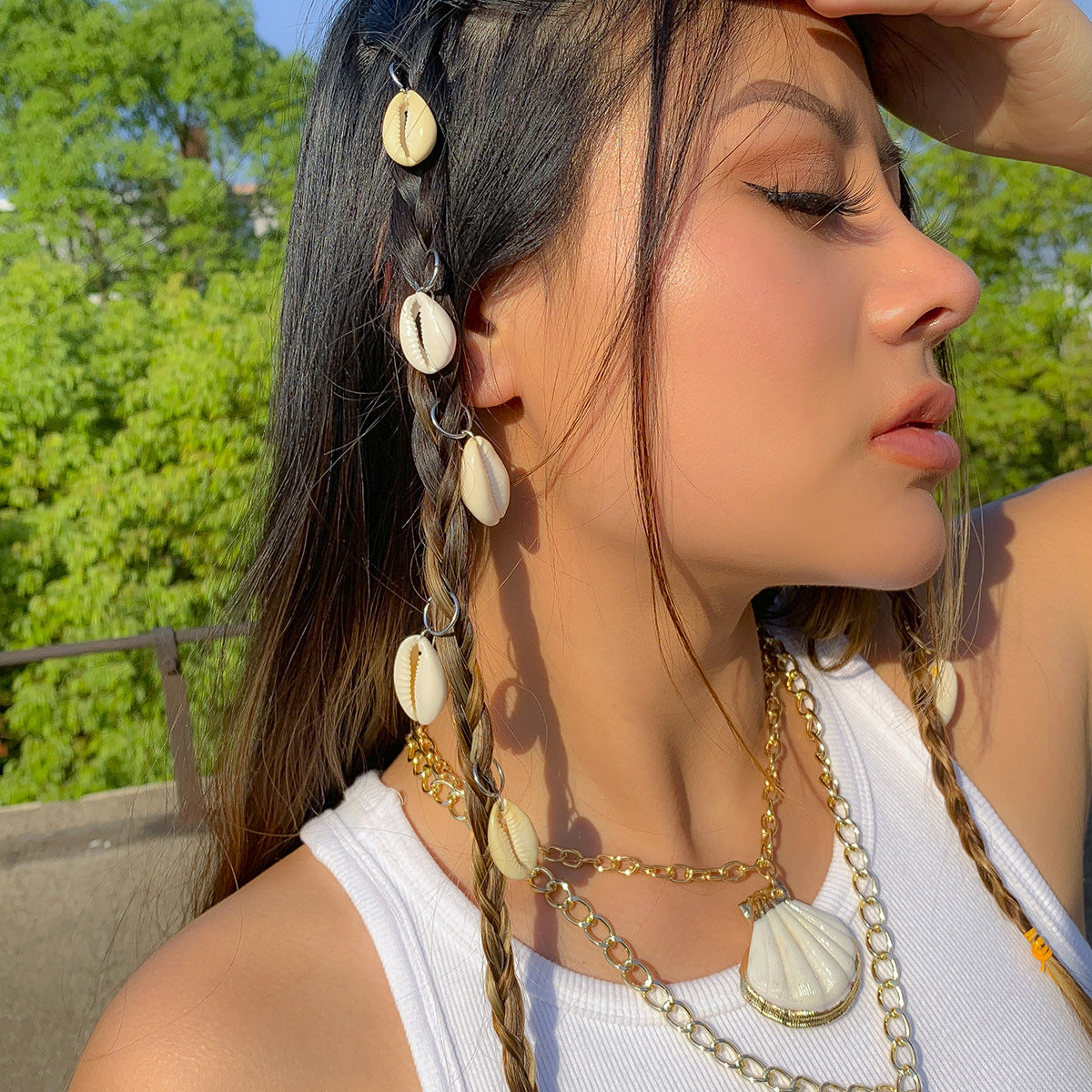 Bohemian ethnic style braided hair with shell hair buckle, hip-hop dirty braid, personalized casual hair clip